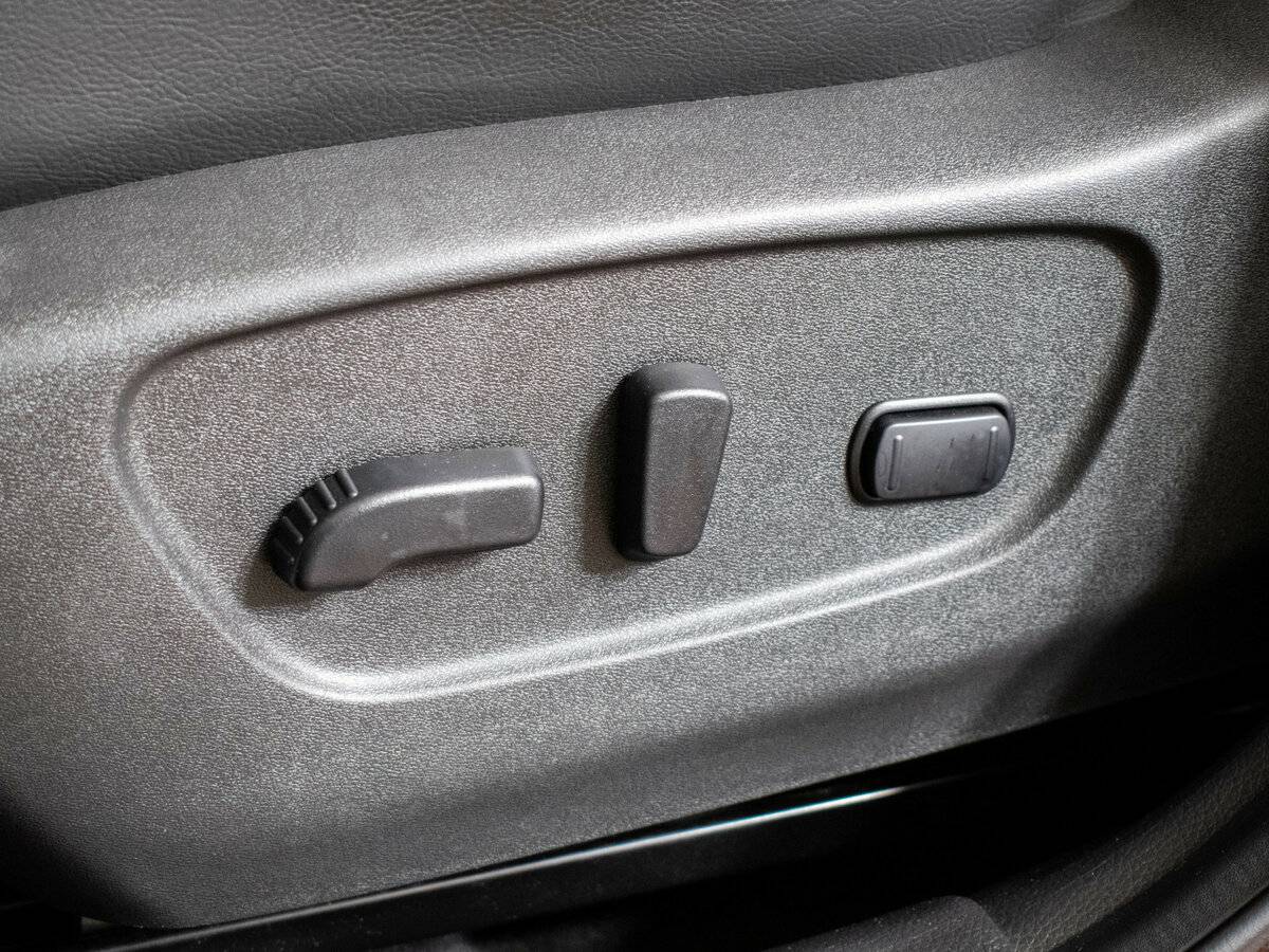 Б/У Ниссан Икс-Трейл 2019 года. Фото: #16