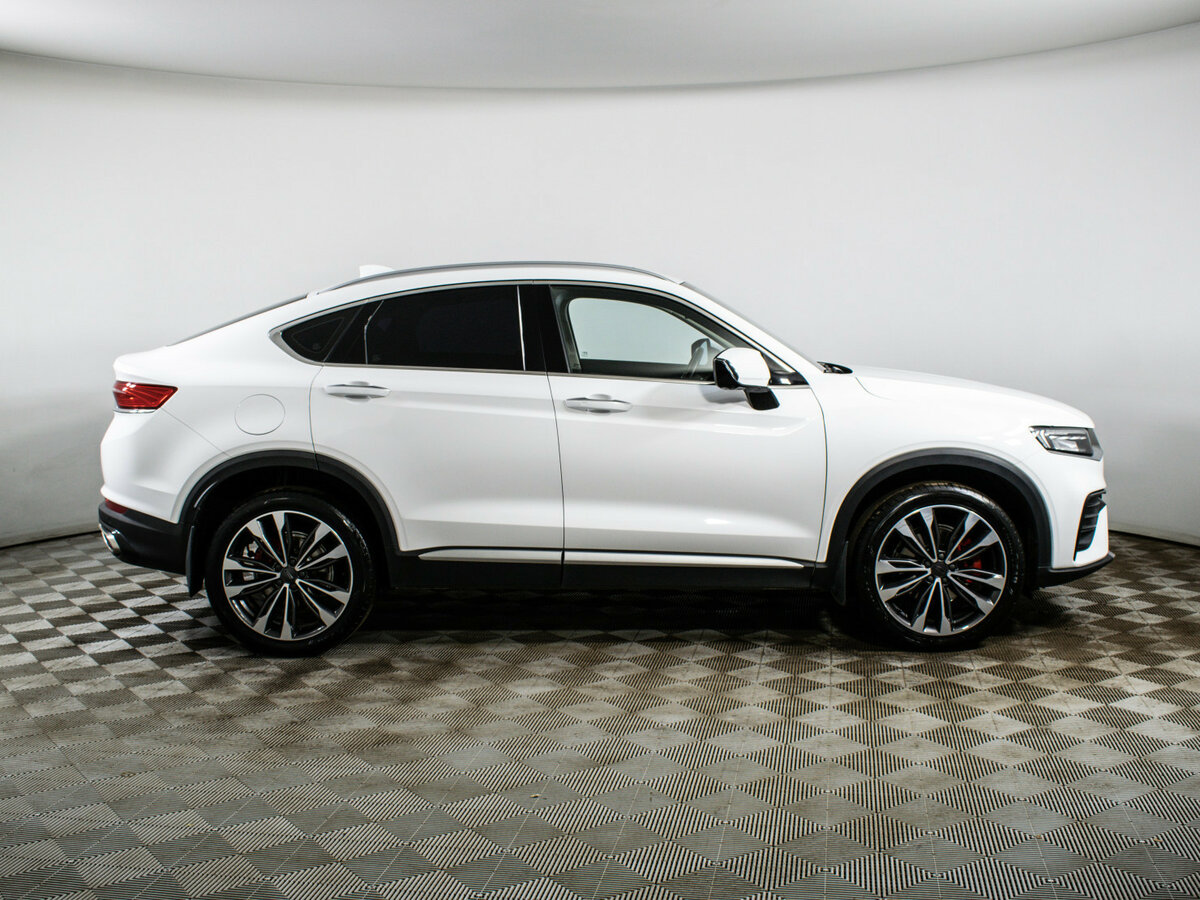 Б/У Джили Тугелла 2022 года. Фото: #3