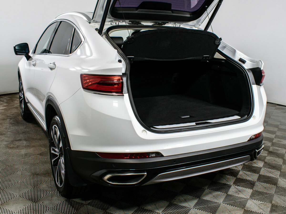 Б/У Джили Тугелла 2022 года. Фото: #8