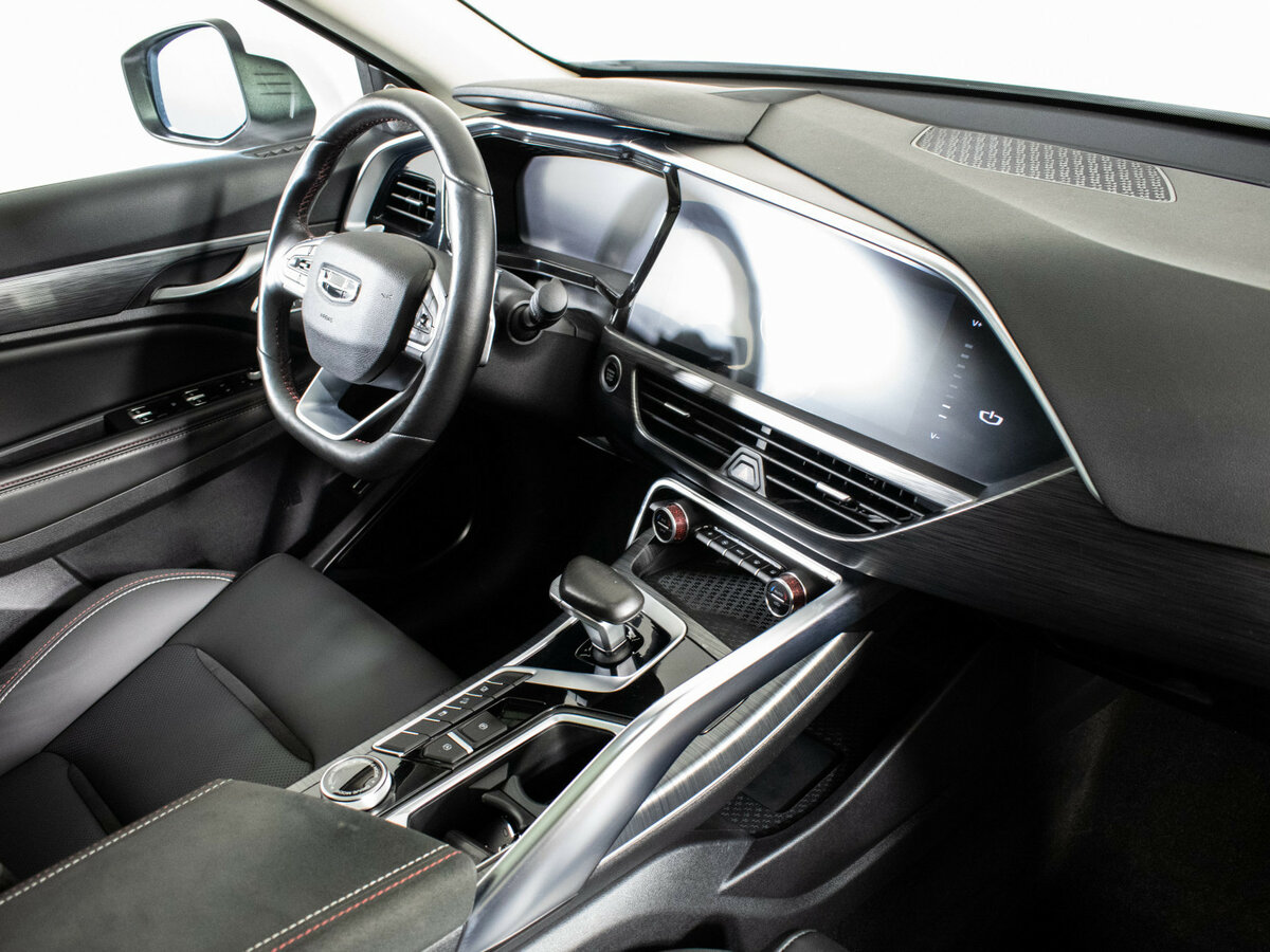 Б/У Джили Тугелла 2022 года. Фото: #9