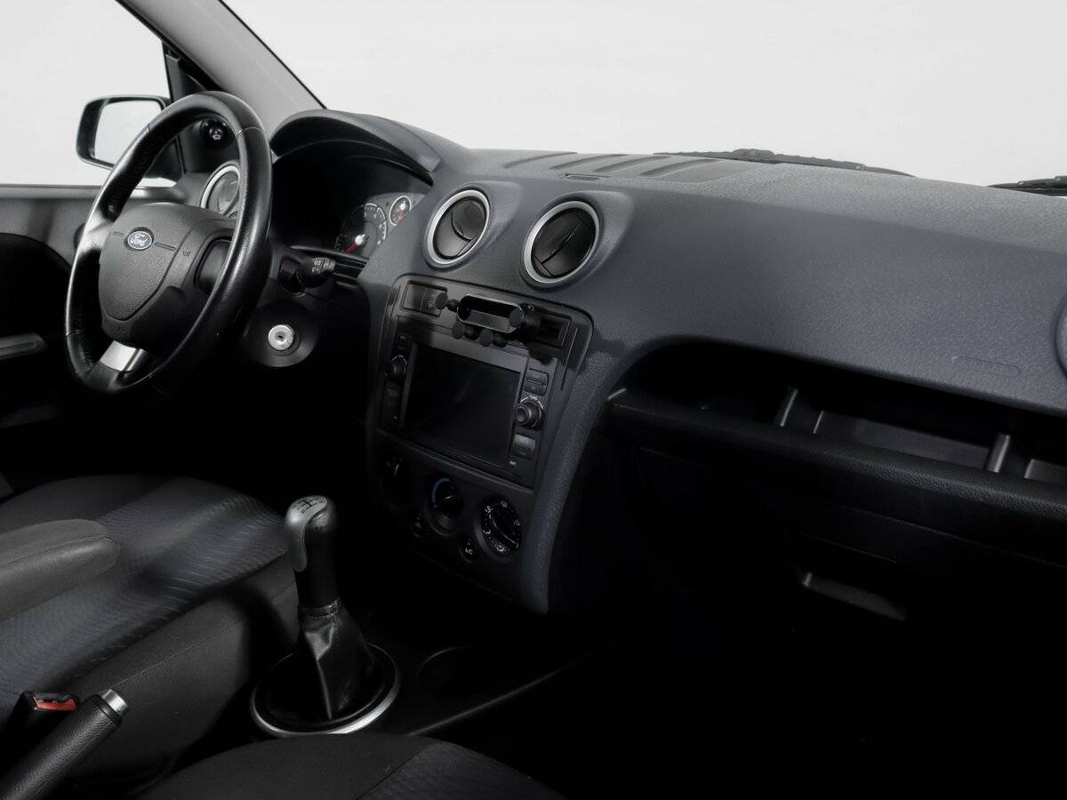 Б/У Форд Фьюжн 2006 года. Фото: #6