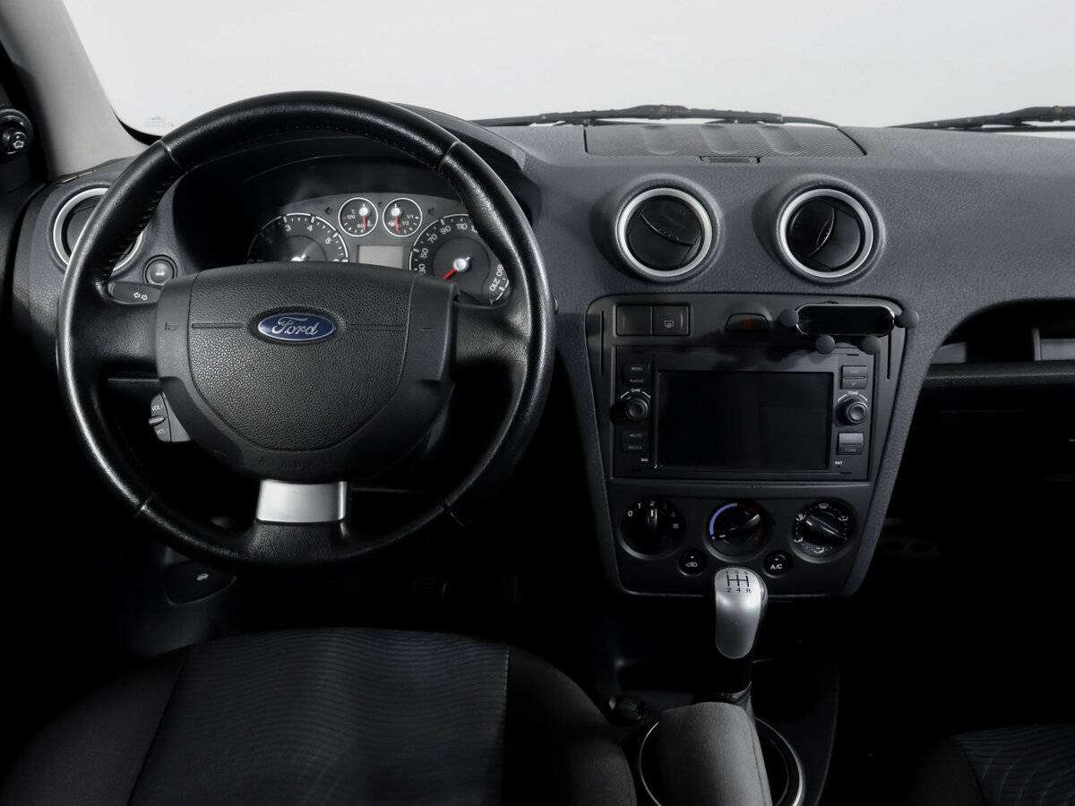 Б/У Форд Фьюжн 2006 года. Фото: #9