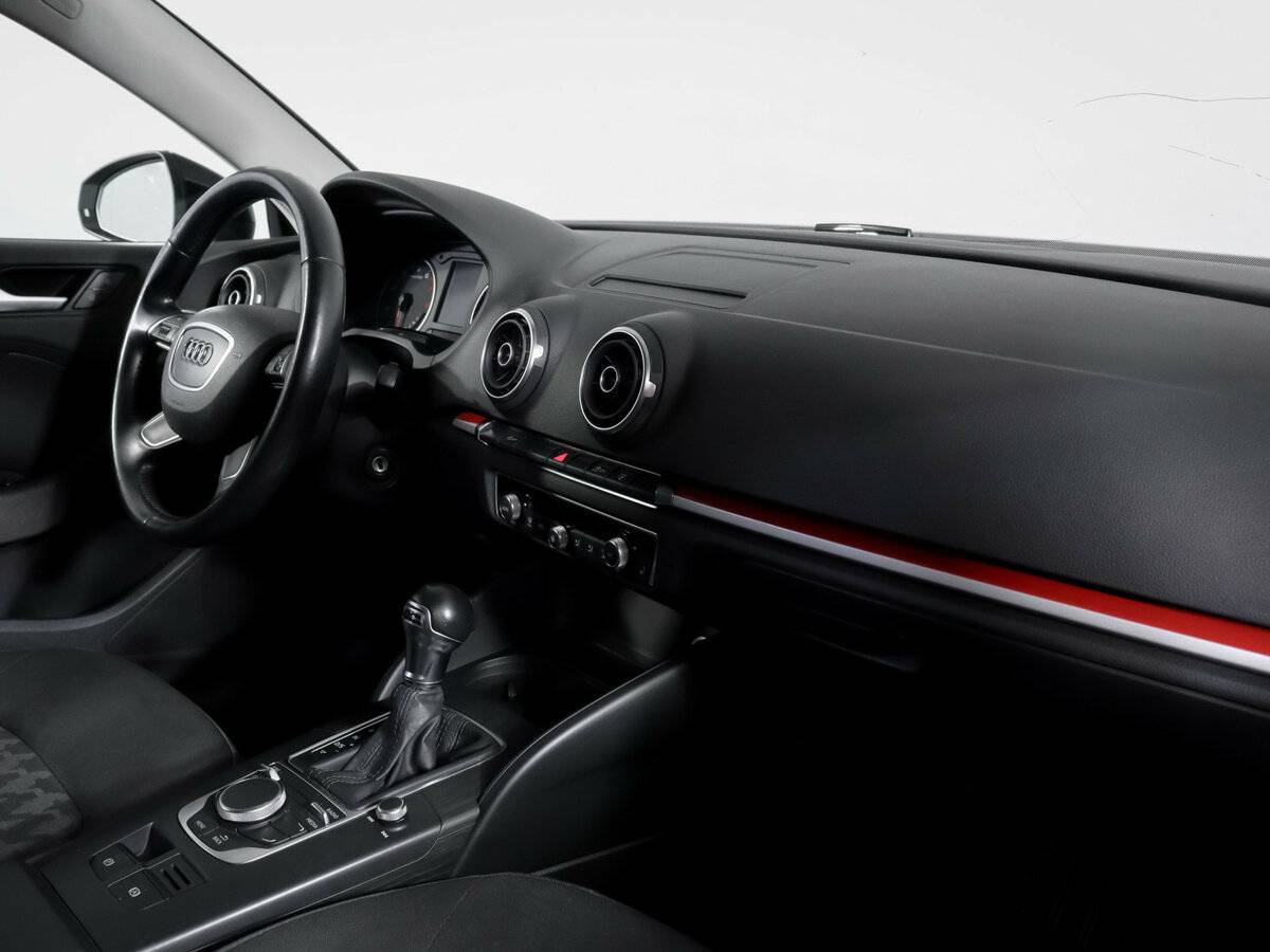 Б/У Ауди А3 2014 года. Фото: #6