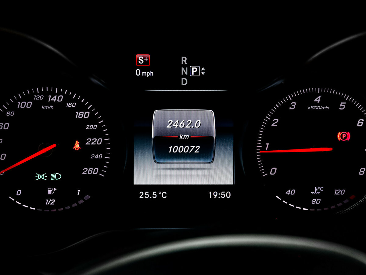 Б/У Мерседес-Бенц Ц-Класс 2014 года. Фото: #8