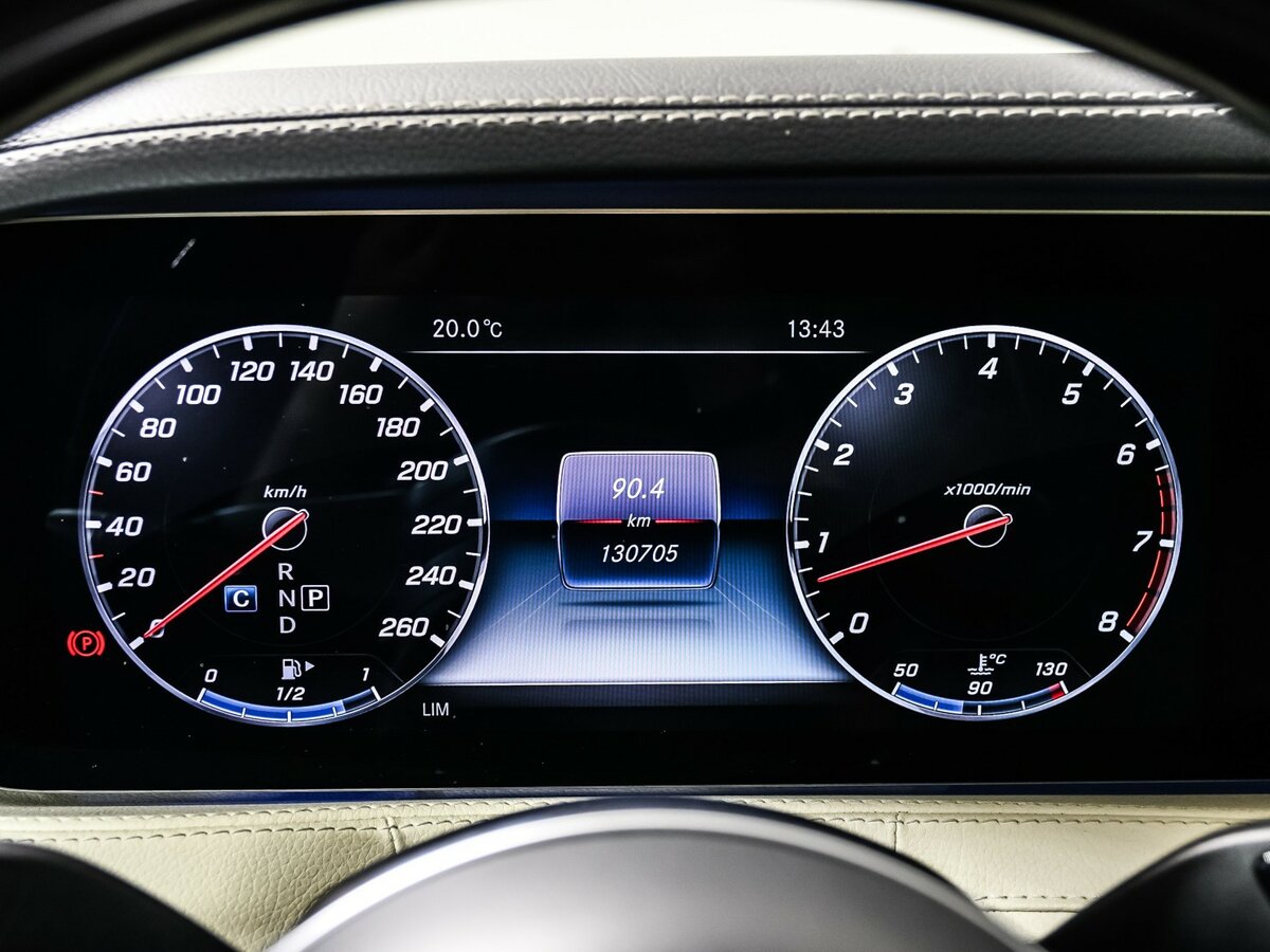 Б/У Мерседес-Бенц С-Класс 2019 года. Фото: #8