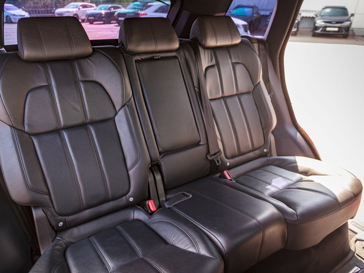 Б/У Лэнд Ровер Рэнж Ровер Спорт 2013 года. Фото: #10