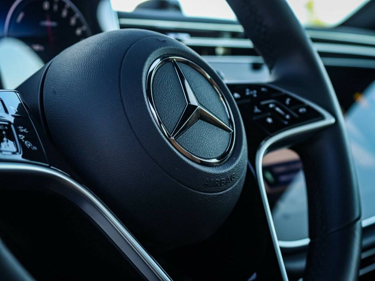 Б/У Мерседес-Бенц Е-Класс 2024 года. Фото: #19