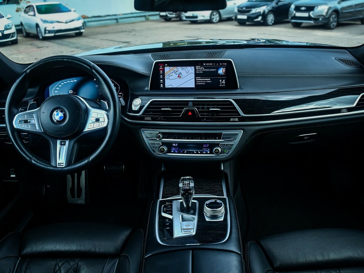 Б/У БМВ 7 серии 2020 года. Фото: #10