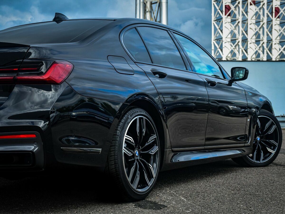 Б/У БМВ 7 серии 2020 года. Фото: #22