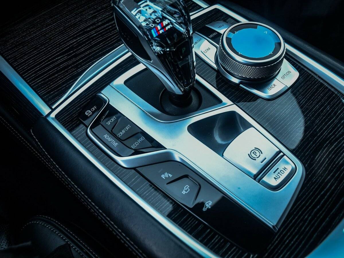 Б/У БМВ 7 серии 2020 года. Фото: #26