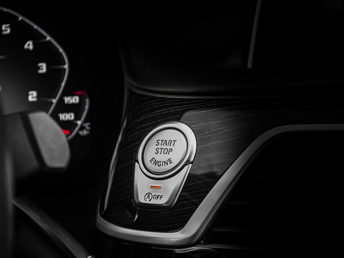 Б/У БМВ 7 серии 2020 года. Фото: #34