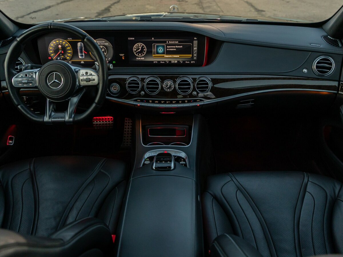 Б/У Мерседес-Бенц С-Класс 2019 года. Фото: #10