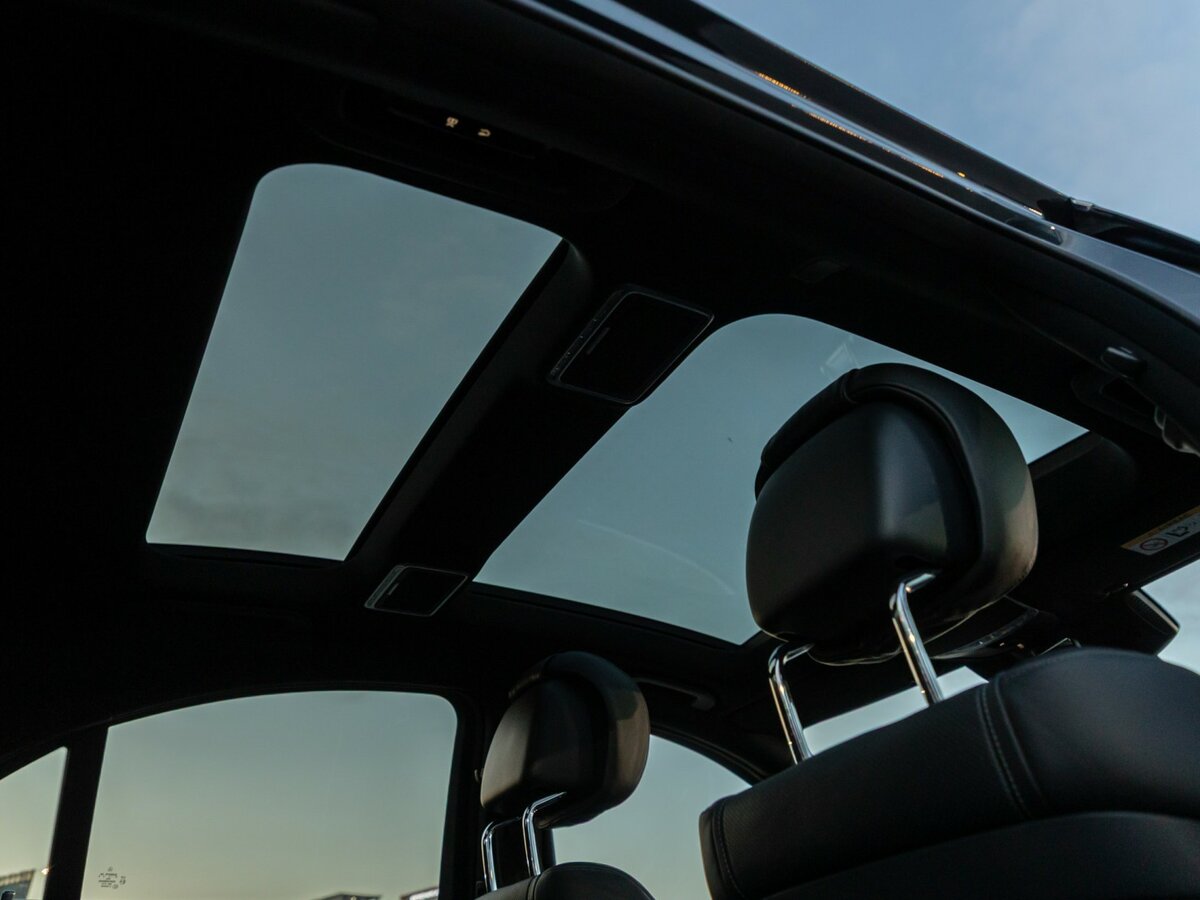 Б/У Мерседес-Бенц С-Класс 2019 года. Фото: #19