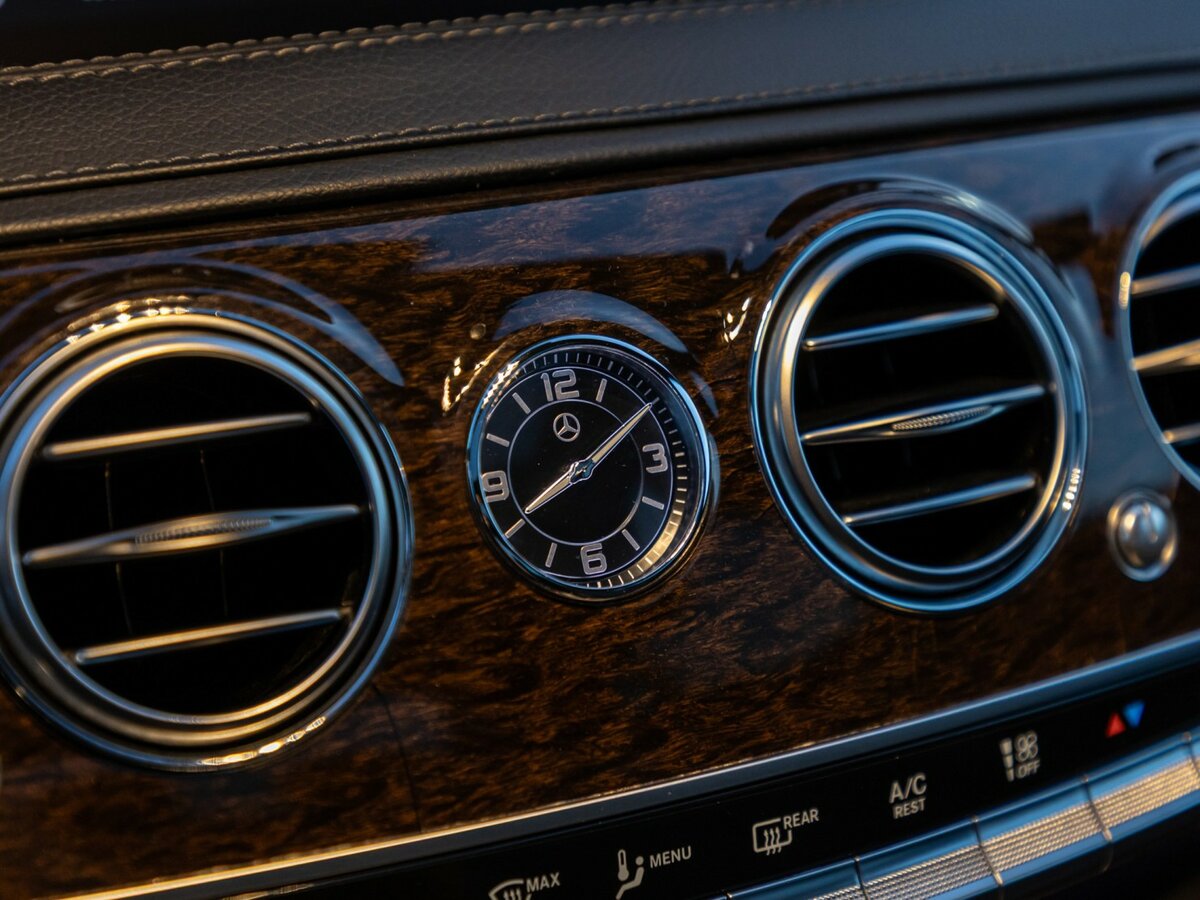 Б/У Мерседес-Бенц С-Класс 2019 года. Фото: #29