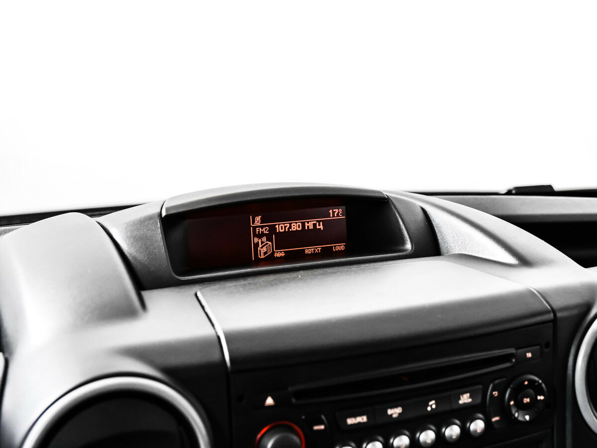 Б/У Пежо Партнер 2021 года. Фото: #16