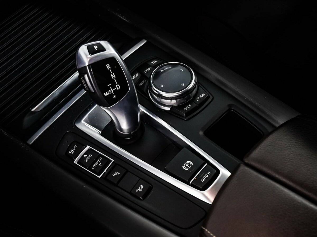 Б/У БМВ Икс5 2014 года. Фото: #15