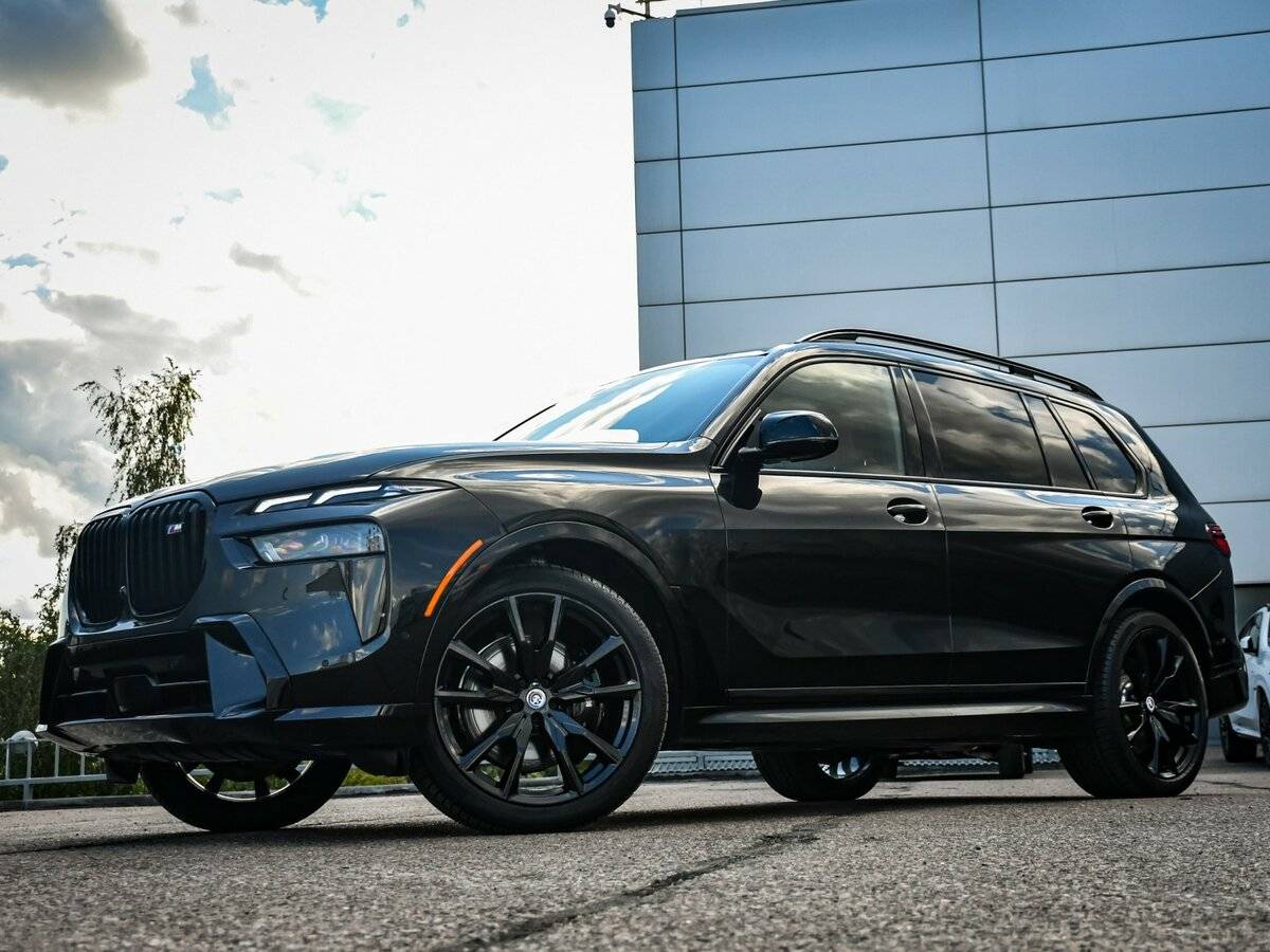 Б/У БМВ Икс7 2022 года. Фото: #33