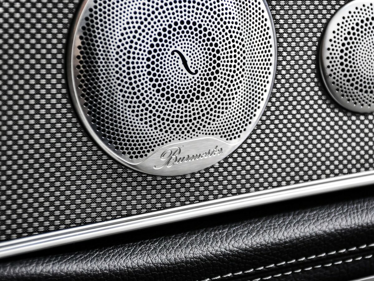 Б/У Мерседес-Бенц Е-Класс 2020 года. Фото: #10