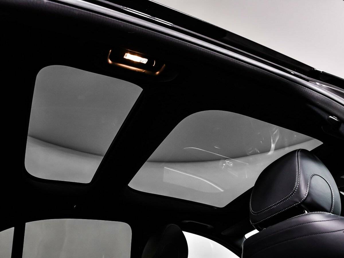 Б/У Мерседес-Бенц Е-Класс 2020 года. Фото: #15