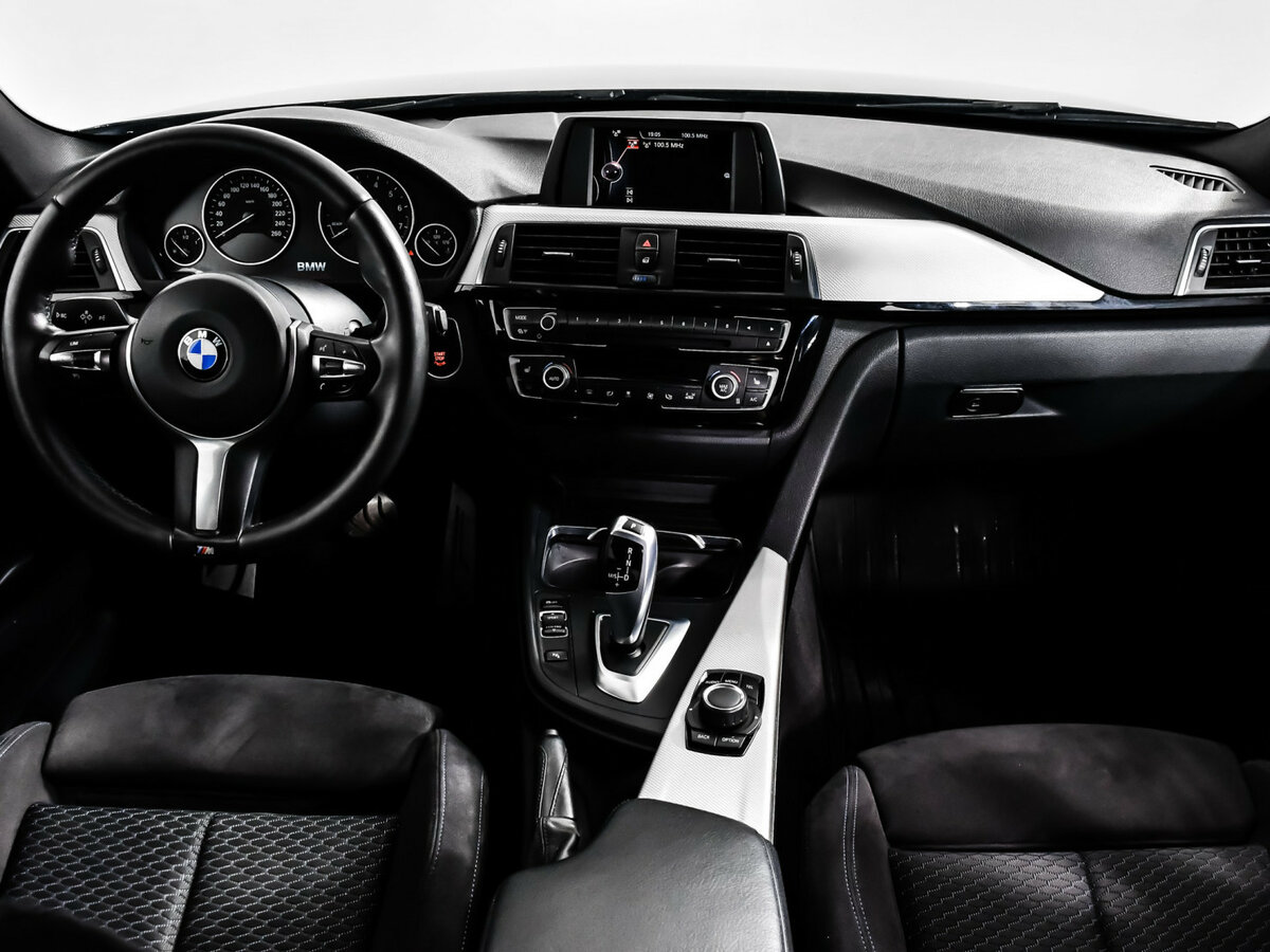 Б/У БМВ 3 серии 2016 года. Фото: #10