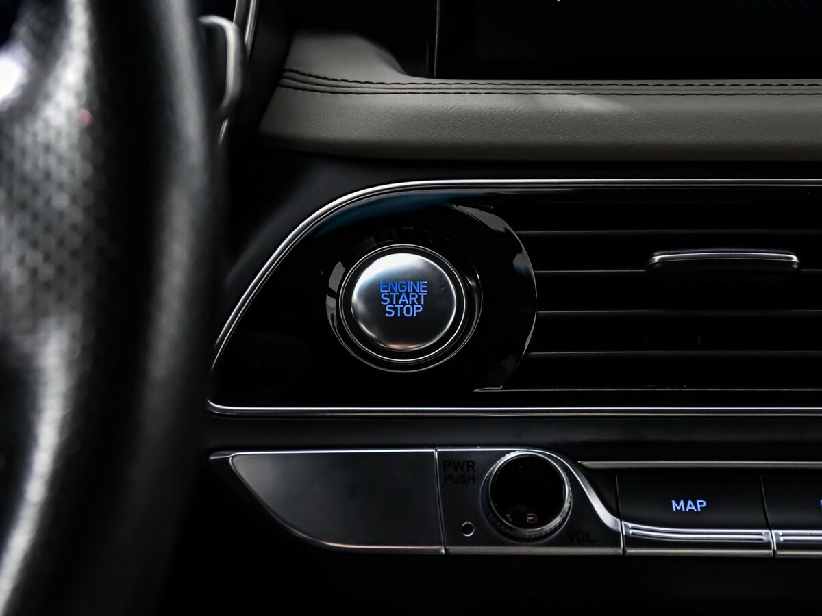 Б/У Генезис Г70 2021 года. Фото: #13