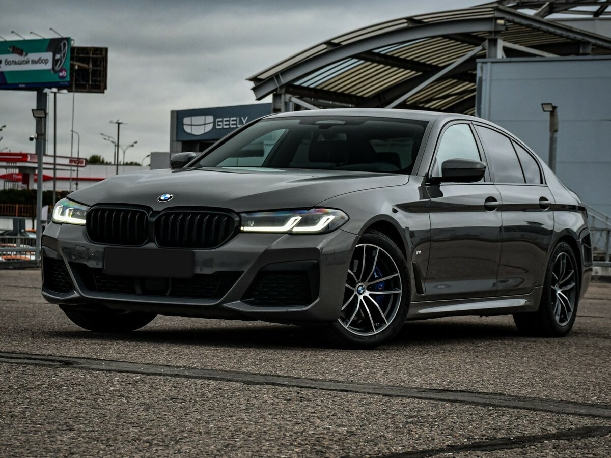 Б/У БМВ 5 серии 2021 года. Фото: #13