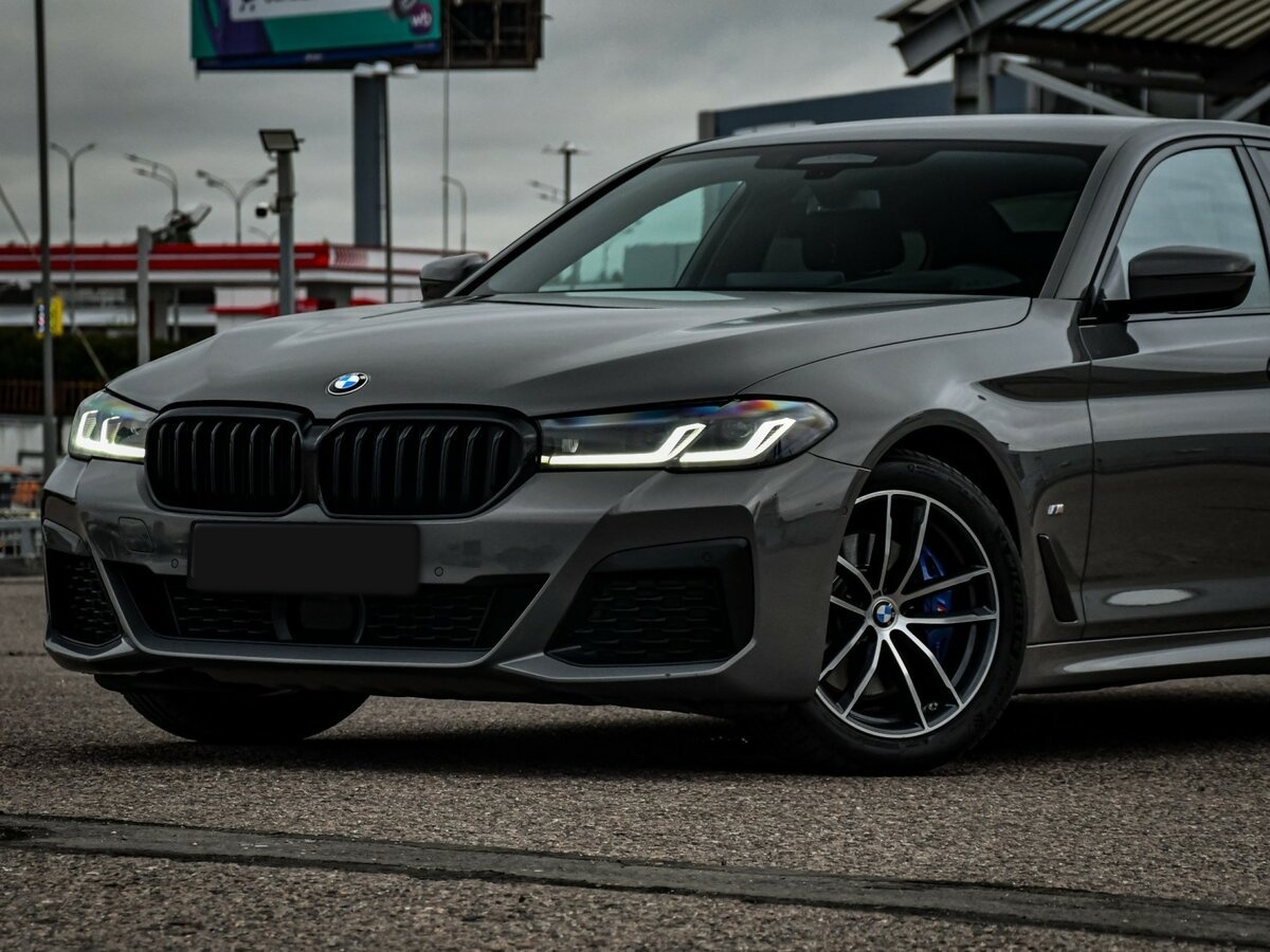 Б/У БМВ 5 серии 2021 года. Фото: #14