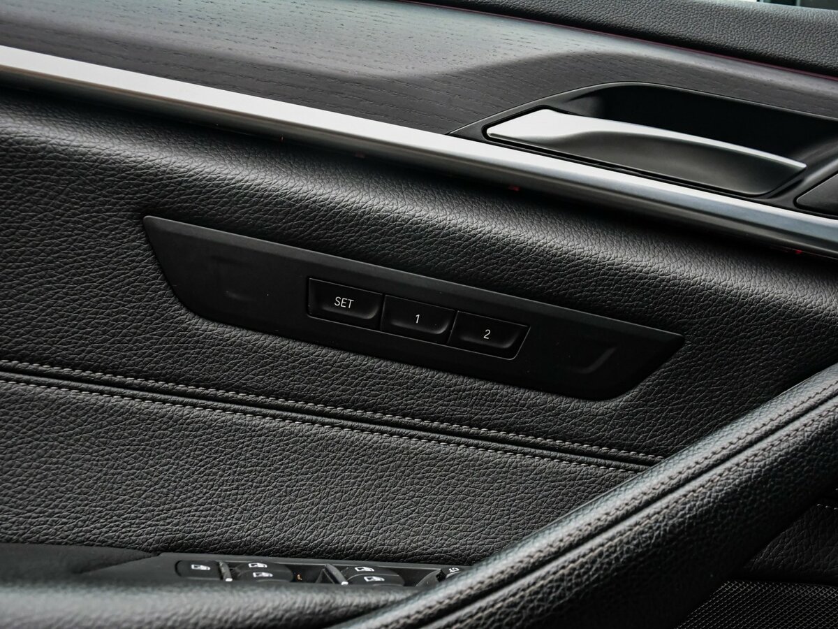 Б/У БМВ 5 серии 2021 года. Фото: #22