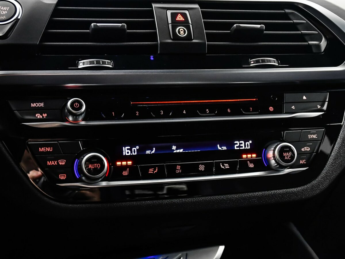 Б/У БМВ Икс4 2019 года. Фото: #12