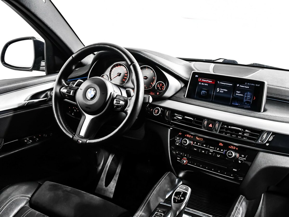 Б/У БМВ Икс6 2018 года. Фото: #6