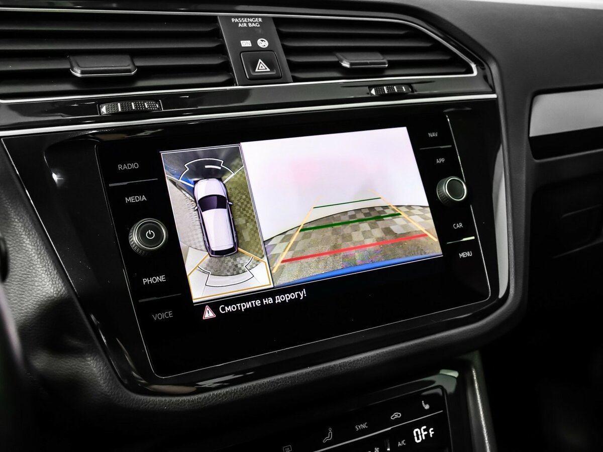 Б/У Фольксваген Тигуан 2020 года. Фото: #13