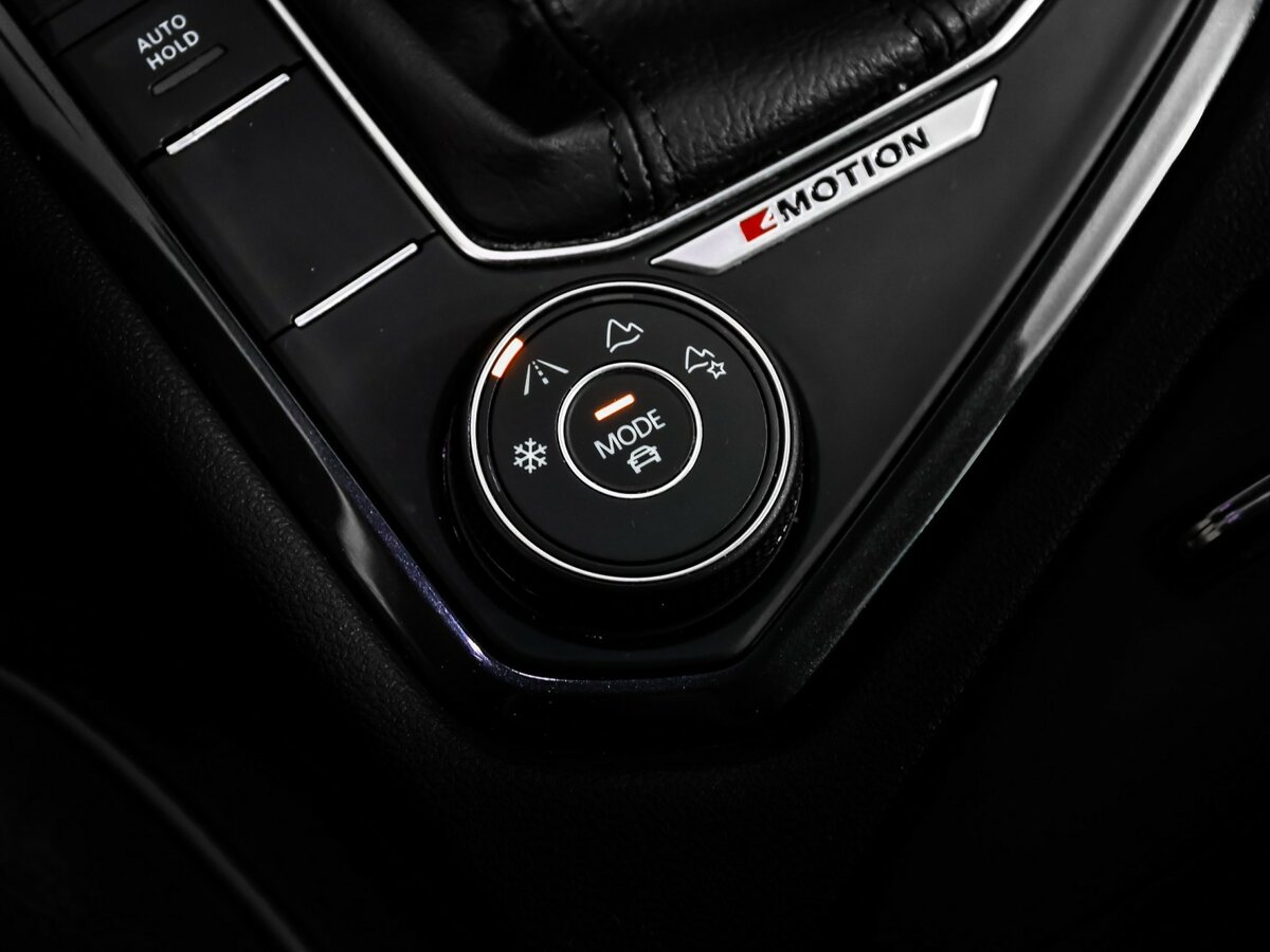 Б/У Фольксваген Тигуан 2020 года. Фото: #16