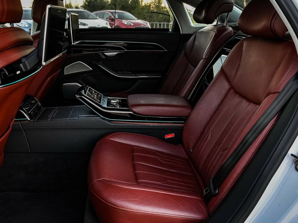 Б/У Ауди S8 2020 года. Фото: #11