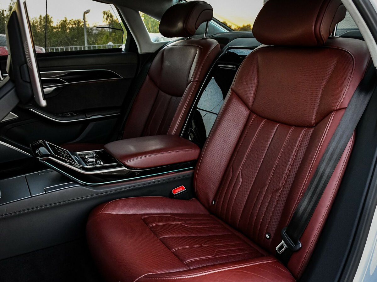 Б/У Ауди S8 2020 года. Фото: #12