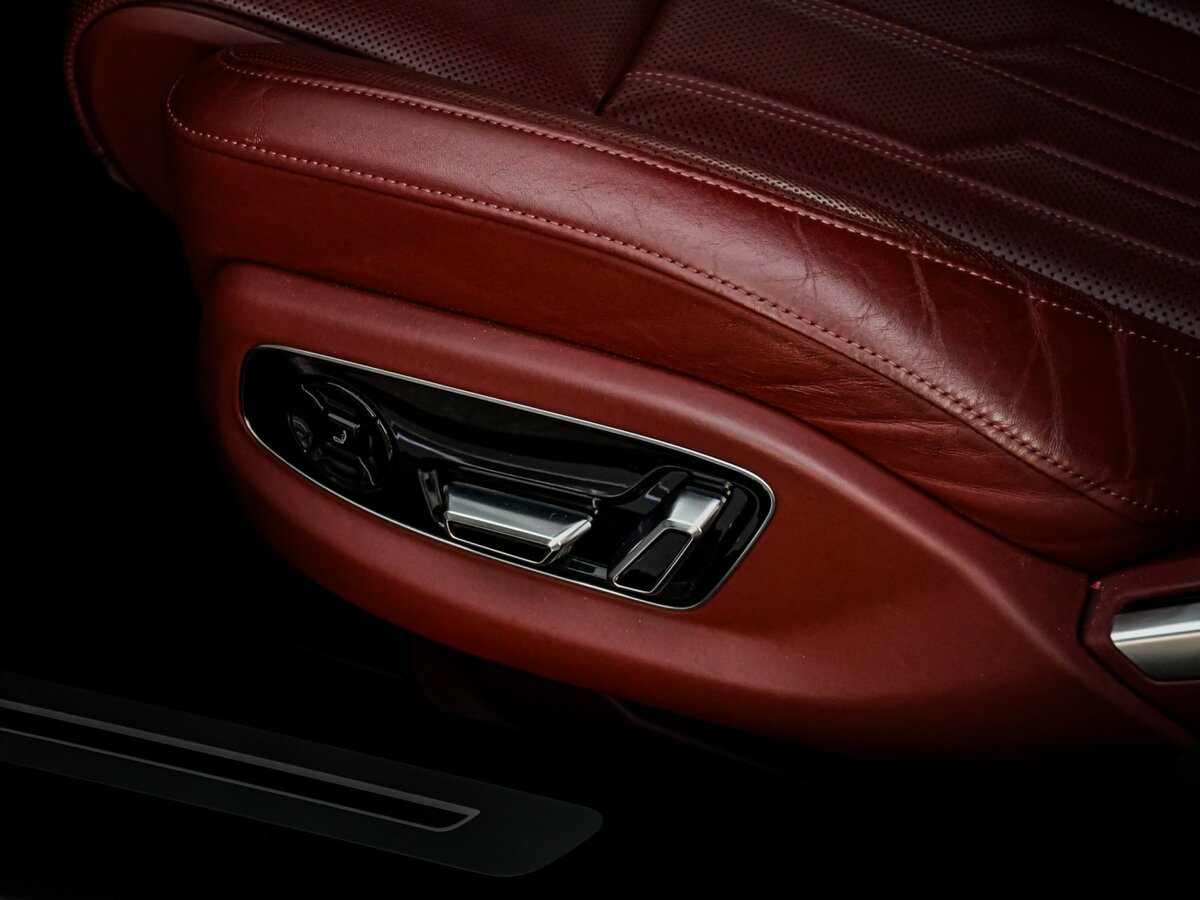 Б/У Ауди S8 2020 года. Фото: #22