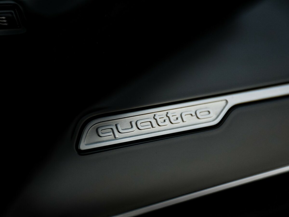 Б/У Ауди S8 2020 года. Фото: #27