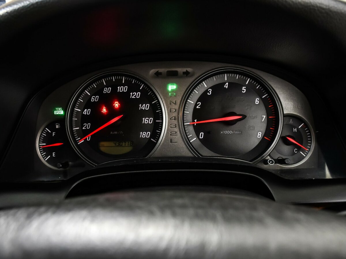 Б/У Тойота Mark II 2001 года. Фото: #7