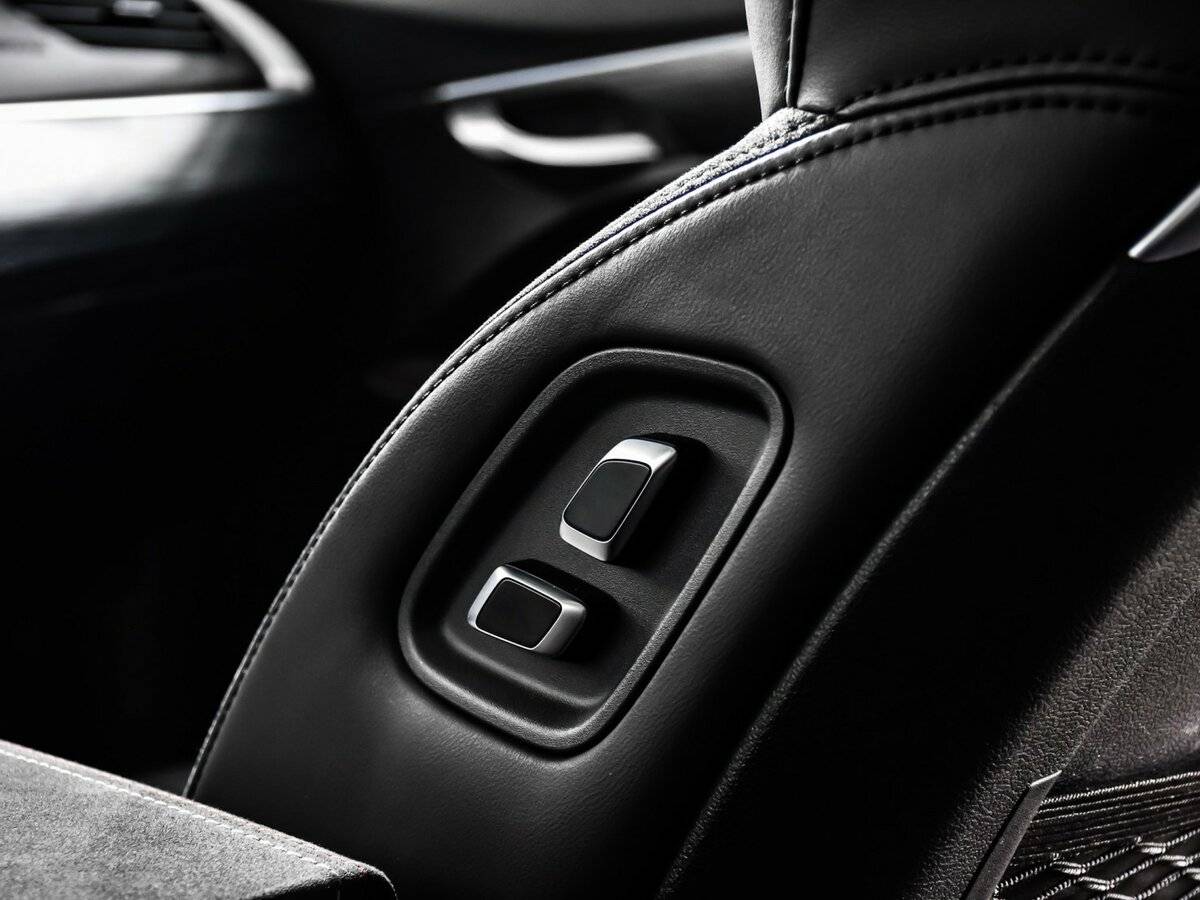 Б/У Джили Тугелла 2022 года. Фото: #12