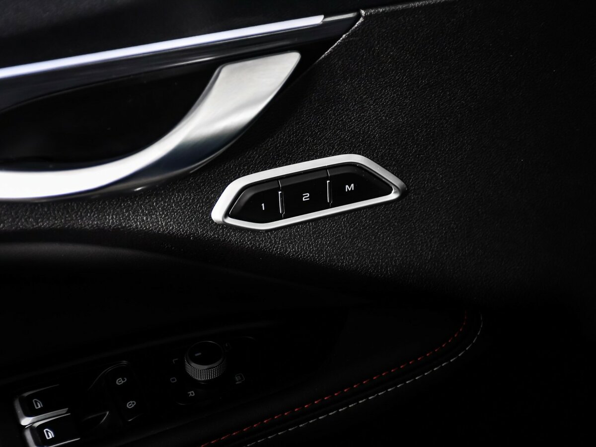 Б/У Джили Тугелла 2022 года. Фото: #15