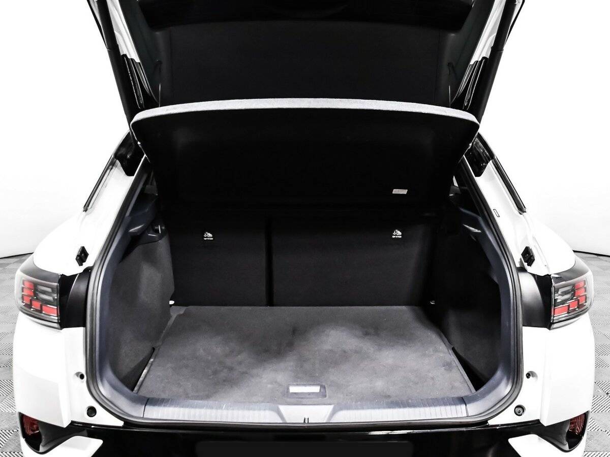 Б/У Фольксваген Ид.4 2023 года. Фото: #21