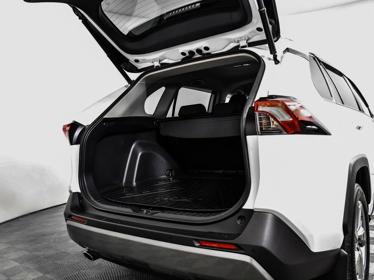 Б/У Тойота Рав4 2021 года. Фото: #14