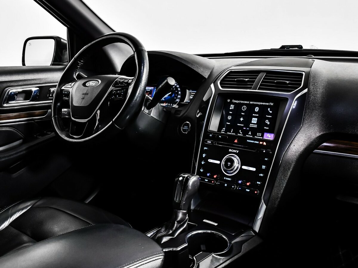 Б/У Форд Експлорер 2018 года. Фото: #8