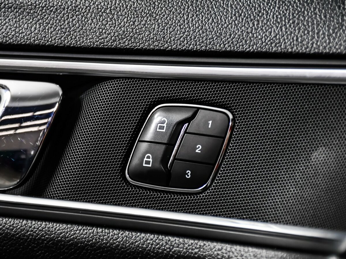 Б/У Форд Експлорер 2018 года. Фото: #19