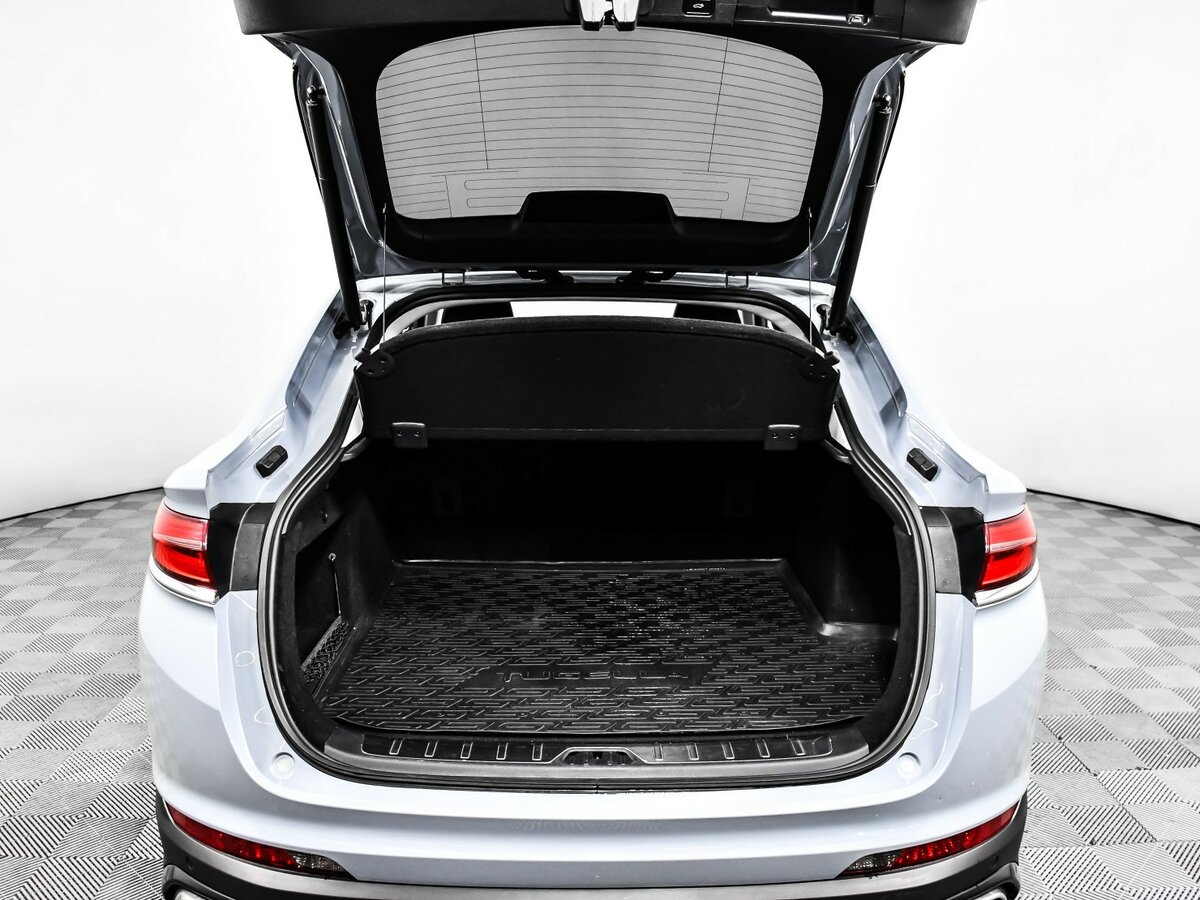 Б/У Джили Тугелла 2021 года. Фото: #12