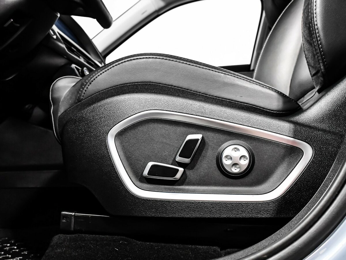 Б/У Джили Тугелла 2021 года. Фото: #13