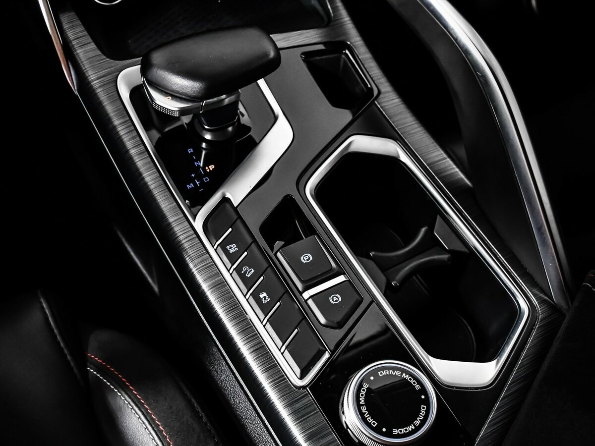 Б/У Джили Тугелла 2021 года. Фото: #15