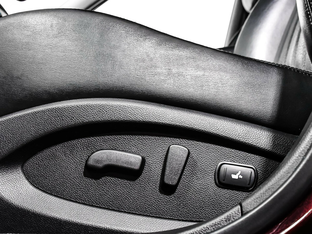 Б/У Инфинити К-Икс50 2015 года. Фото: #10