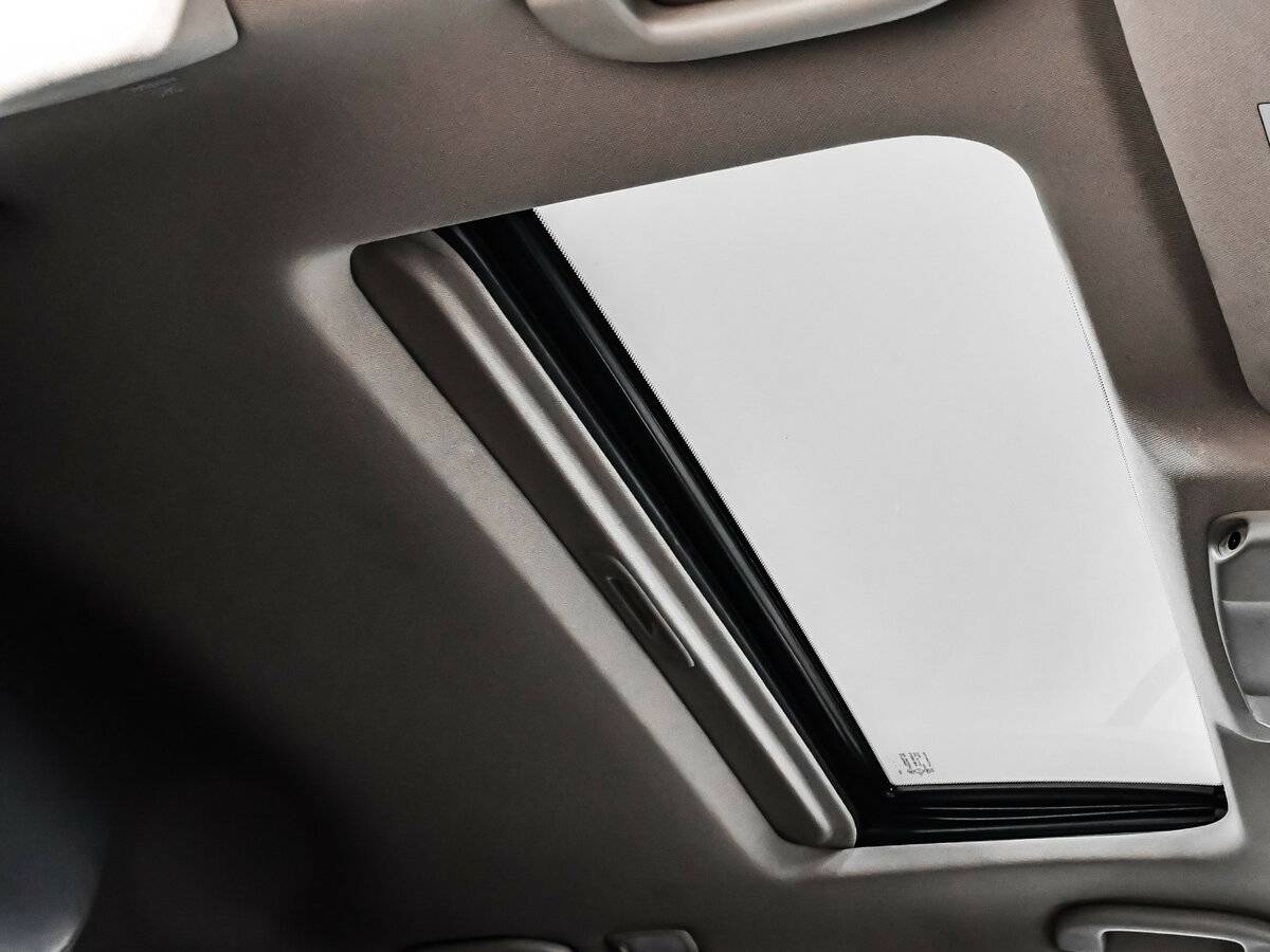 Б/У Инфинити К-Икс50 2015 года. Фото: #20