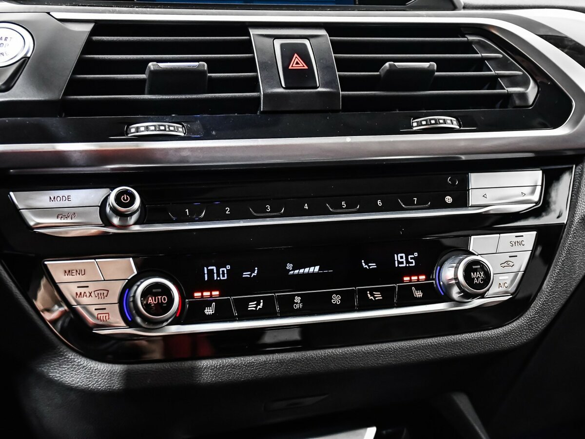 Б/У БМВ Икс3 2018 года. Фото: #13