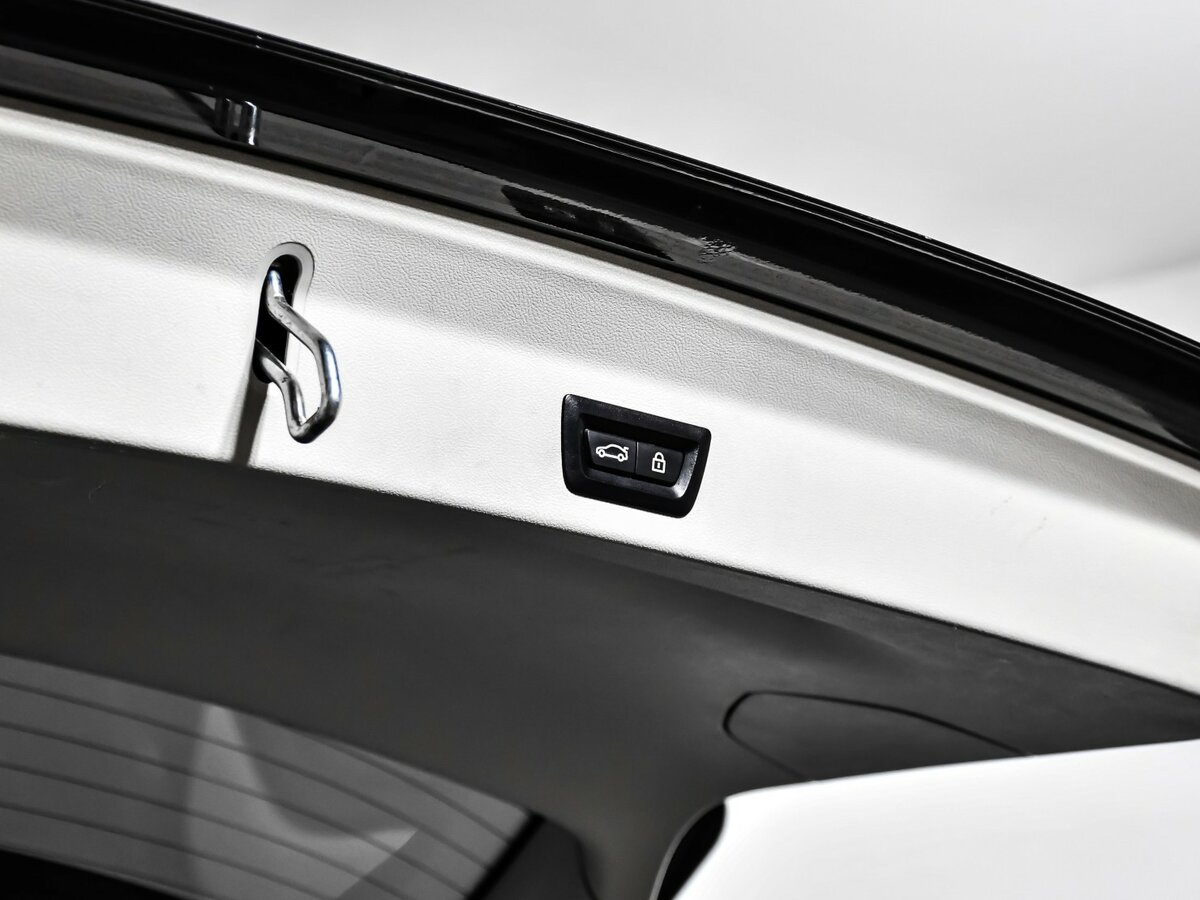 Б/У БМВ Икс3 2018 года. Фото: #16